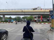 Hình ảnh Nhà Mặt Phố Nguyễn Ngọc Vũ, Cầu Giấy 60m2 6 Tầng, kinh doanh đa dạng