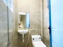 Hình ảnh Bán Nhà Cách Mạng Tháng 8 Q10 Trệt Lửng 4 lầu Sân Thượng 5P Ngủ Phòng