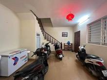 Hình ảnh Bán nhà Lạc Long Quân 65mx7 tầng thang máy 8,5tỷ  gần phố ở sướn