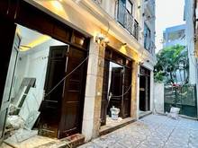 Hình ảnh Bán nhà Lạc Long Quân -  ĐẸP LUNG LINH - DT 40M X 4TỶ GIÁ HỢP LÝ BAY