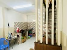 Hình ảnh Mới ở ngay - Bình Tân -XH đỗ cửa -Ngang 4m -Nhỉnh 3 tỷ -Không lộ giới.