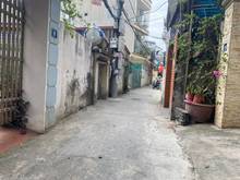 Hình ảnh Bán 32m đất mặt tiền 3.3m ngõ 61 Phố Trạm, cách 15m ra mặt ngõ 61