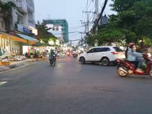 Hình ảnh Q7-NHÀ 3TẦNG MẶT TIỀN-KINH DOANH- Đường số 13, 80m2, hơn 12tỷ.