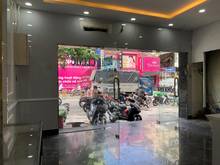 Hình ảnh Cho thuê nhà mặt tiền Nguyễn Đình Chiều Quận 3 - 6.1x19m nở hậu 7.7m