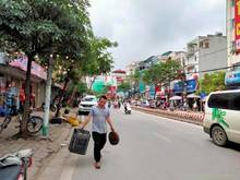 Hình ảnh Nhà Lạc Long Quân, Cầu Giấy: 14,7 Tỷ, DT 82,5m2, MT 6,1m gần Hồ Tây