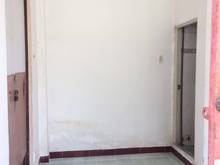 Hình ảnh Phòng 3tr có wc riêng, ban công chung, cửa sổ thoáng mát