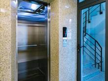 Hình ảnh Bán tòa APARTMENT ĐẲNG CẤP 5 SAO 130m, phố Trung Hòa, Cầu Giấy giá 36,