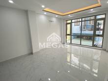 Hình ảnh Suite rộng rãi, cửa sổ lớn view full mặt