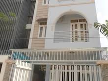 Hình ảnh HÀNG NGỘP CẦN BÁN GẤP- NHÀ 2 Lầu, ST (4*12m) Lạc Long Quân 6.5 Tỷ.