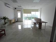 Hình ảnh Bán tòa nhà văn phòng mặt tiền đường số, Xa lộ Hà Nội, 135m2, 6 tầng.