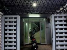 Hình ảnh Bán nhà trệt lầu 3pn, sân xe hơi gần chợ dĩ An 1
