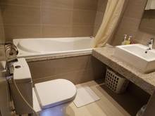 Hình ảnh 40 CHDV 3 sao, MT Nam Kỳ Khởi Nghĩa, 320m2. Hầm 8 lầu.