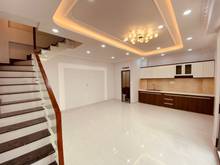 Hình ảnh Bán Nhà HXH Hoàng Hoa Thám, P5, 42m2, 3 Tầng, Sân Thượng, Giá 6.1 Tỷ