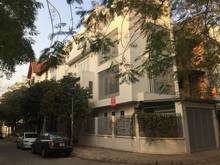 Hình ảnh Cho thuê Nhà MP Xuân La Hà Nội - DT  225 m2,  5 tầng, MT 10 m