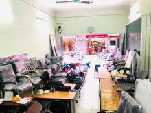 Hình ảnh Nhà mặt phố Đê La Thành, Ba Đình 14,6 Tỷ DT 42m2, MT 4.7m, Kinh doanh