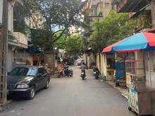 Hình ảnh Bán Căn Hộ Lô Góc 3 Thoáng Tập Thể C4 Thành Công Đê La Thành,Ba Đình