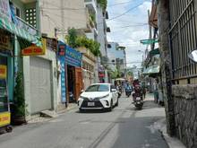 Hình ảnh Hẻm Xe Tải Quay Đầu, ÔTô Đỗ Trong Nhà CMT8, Q.3, 84m2(4.4X19), 2Tầng