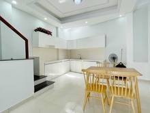 Hình ảnh Bán nhà 4 tấm_hẻm xe hơi_gần nguyễn Văn Đậu-Trần Bình Trọng_80m2