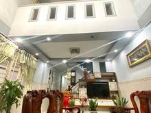 Hình ảnh Chính chủ cần ra căn nhà Đ.Lã Xuân Oai - q9 dt 50m2 giá 2 tỷ