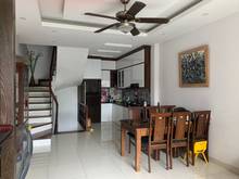 Hình ảnh Bán nhà đẹp lung linh Ngọc Thụy 30m 5T MT4.4 4.35tỷ ngay chợ Ngọc Thụy