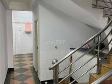 Hình ảnh Cho thuê nhà mặt tiền 3 lầu 3.6x17m 4pn 3wc Quận 5
