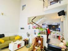 Hình ảnh HIẾM,bán nhà 71m2, 4 tầng đường Út Tịch,Quận Tân Bình,khu không ai bán