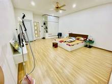 Hình ảnh Bán nhà thạch bàn 5 tầng mới tinh, 42m2, mt 4,5m, ô tô 7 chỗ vào nhà,