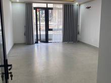 Hình ảnh Cho thuê nhà 9C Thăng Long P4 Tân Bình. DTSD 252 m2 nhà 3 tầng mới đẹp