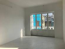 Hình ảnh Chính chủ cần bán gấp nhà 60m2 giá 3,4tỷ, đường Lê Đình Cẩn, Bình Tân.