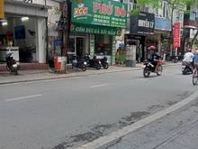 Hình ảnh Bán nhà mặt 2 thoáng mặt phố đội cấn, ba đình, Hà Nội. 68m giá chỉ có