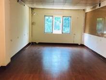 Hình ảnh Cho thuê nhà 2 tầng làm văn phòng, 65 m2 x 2 T, đường to, có vỉa hè