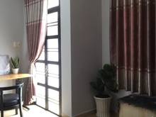 Hình ảnh Nguyên tầng ngay chợ bàn cờ, có sẵn máy lạnh, máy giặt chung.