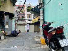 Hình ảnh Ngộp bank cần bán gấn nhà HXH 68M,3 tầng đường Hồng Lạc, phường10, QTB