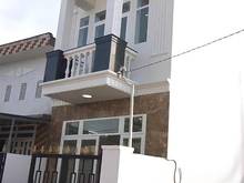 Hình ảnh Nhà mới xây hoàn thiện, sổ hồng riêng- thổ cư - Gần cầu lớn Hóc Môn