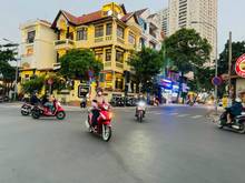 Hình ảnh Góc 2 Mặt Tiền đường Nguyễn Văn Hưởng 630m.Xây Hầm 7 Tầng ,Giá 189Tỷ