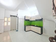 Hình ảnh Ngộp bank bán nhà Ba Tháng Hai , Quận 10, 42m,  3 tầng,3.4x12 , nở hậu