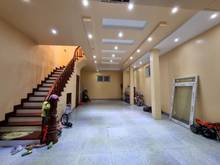 Hình ảnh Bán nhà Trung Kính, DT76m, 6 tầng, gara ô tô, 2 thoáng, nội thất xịn.