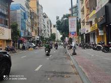 Hình ảnh Quận 1 ! Cho Thuê Nhà MT 5 Lầu ST Vị Trí Đep Lý Tự Trọng 370m2  110Tr