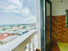 Hình ảnh Phòng nội thất cơ bản - có ban công - ngay Võ Văn Vân