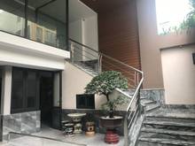 Hình ảnh Cho thuê nguyên căn 9x20m 7 lầu sàn trống suốt hẻm 2 xe hơi Lê Văn Sỹ