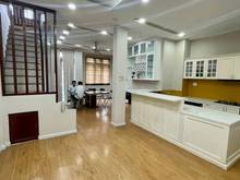 Hình ảnh Cho thuê nhà hẻm xe hơi Phan Đăng Lưu. DTSD 220m2 nhà 4 tầng giá 28 tr