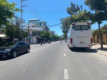 Hình ảnh Chính chủ bán nhà mặt tiền Gần Biển Nha Trang