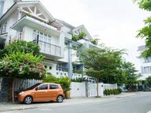 Hình ảnh Biệt thự đường Bàu Cát -Khu VIP DT: 6.2 x 15 -  1 trệt 3 lầu ST - 40tr