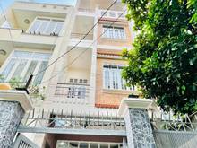 Hình ảnh Sân xe hơi. Nhà 4 tầng hẻm rộng Nguyễn Văn Khối 4PN 5WC riêng.