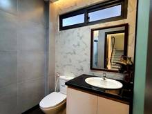 Hình ảnh Bán gấp Nhà 4 tầng mới xây, tặng nội thất cao cấp, ngang khủng 7m.