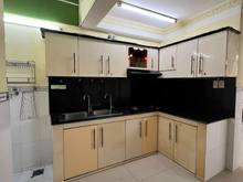 Hình ảnh Định cư nước ngoài cần bán gấp nguyên căn, hẻm 345 TRẦN HƯNG ĐẠO, Q1.