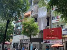 Hình ảnh Bán nhà góc 2 mặt tiền hẽm xe hơi đường Nguyễn Đình Chiểu Q1