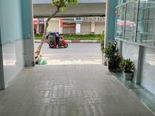 Hình ảnh Hiếm. Nhà mặt tiền CỌNG HOÀ. P13 Tân Bình. 4x39. 4 tầng. 26.5 tỷ TL