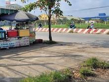 Hình ảnh CHỦ NGỘP bán gấp đất Long Cang, MT đường 100% thổ cư