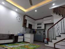 Hình ảnh Chính chủ bán gấp nhà phố Giải Phóng 48m, lô góc, ô tô, giá 4.25 tỷ.
